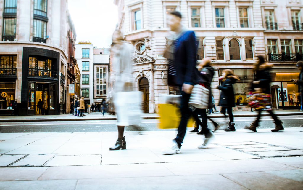 High street fashion retail shoppers in the UK 